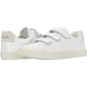 Veja 3-Lock Sneaker